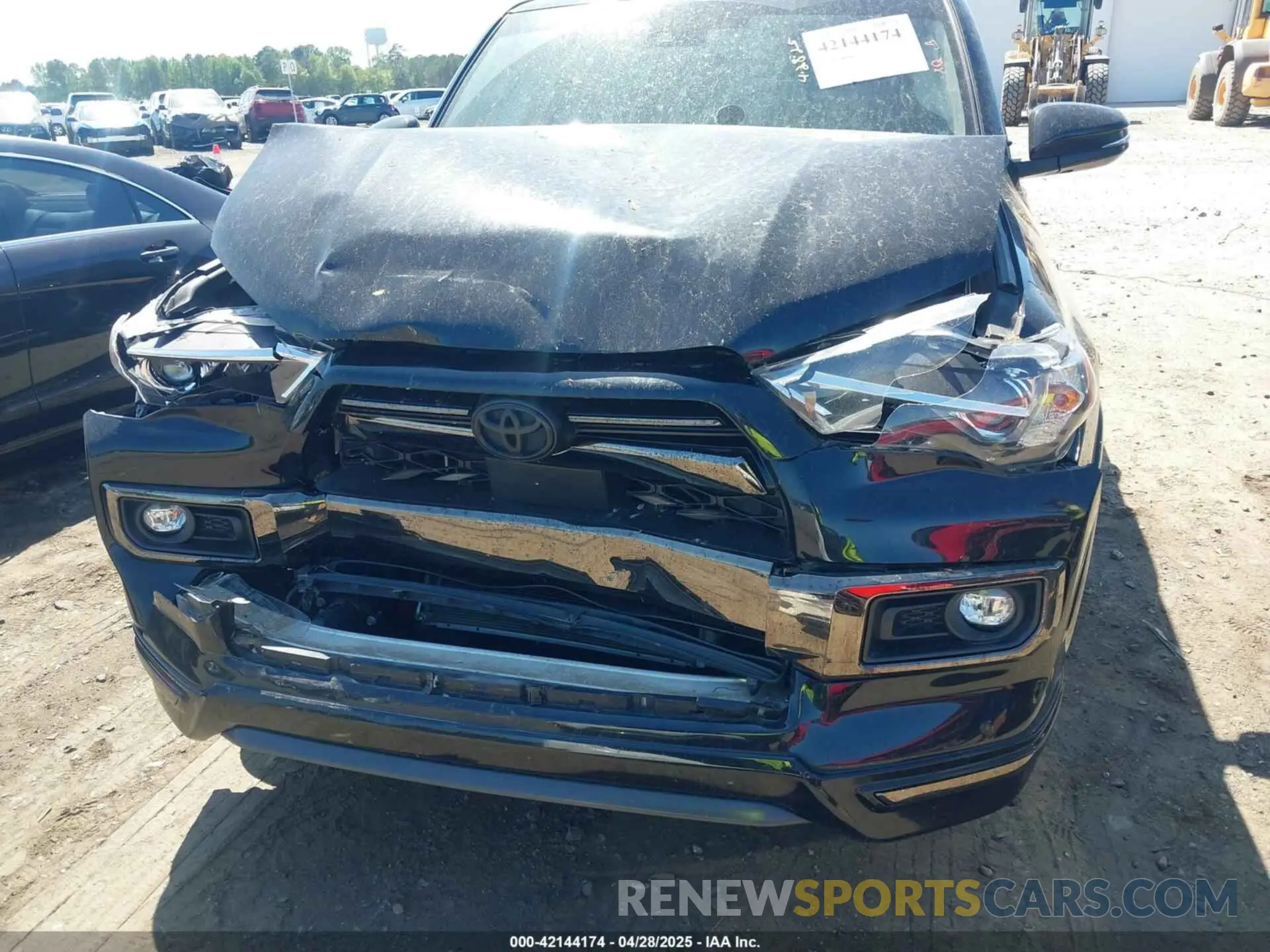 6 Photograph of a damaged car JTECU5JR5M5246848 TOYOTA 4RUNNER 2021