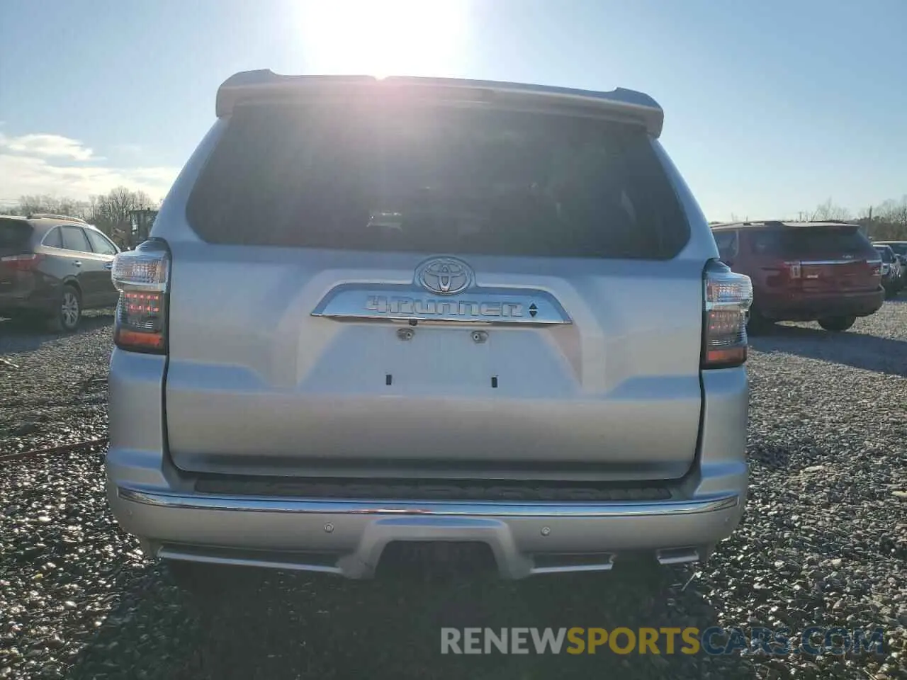 6 Photograph of a damaged car JTEDU5JR2M5230109 TOYOTA 4RUNNER 2021