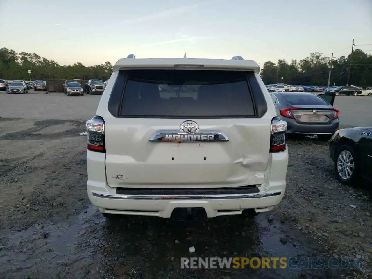 6 Photograph of a damaged car JTEDU5JR5M5247633 TOYOTA 4RUNNER 2021