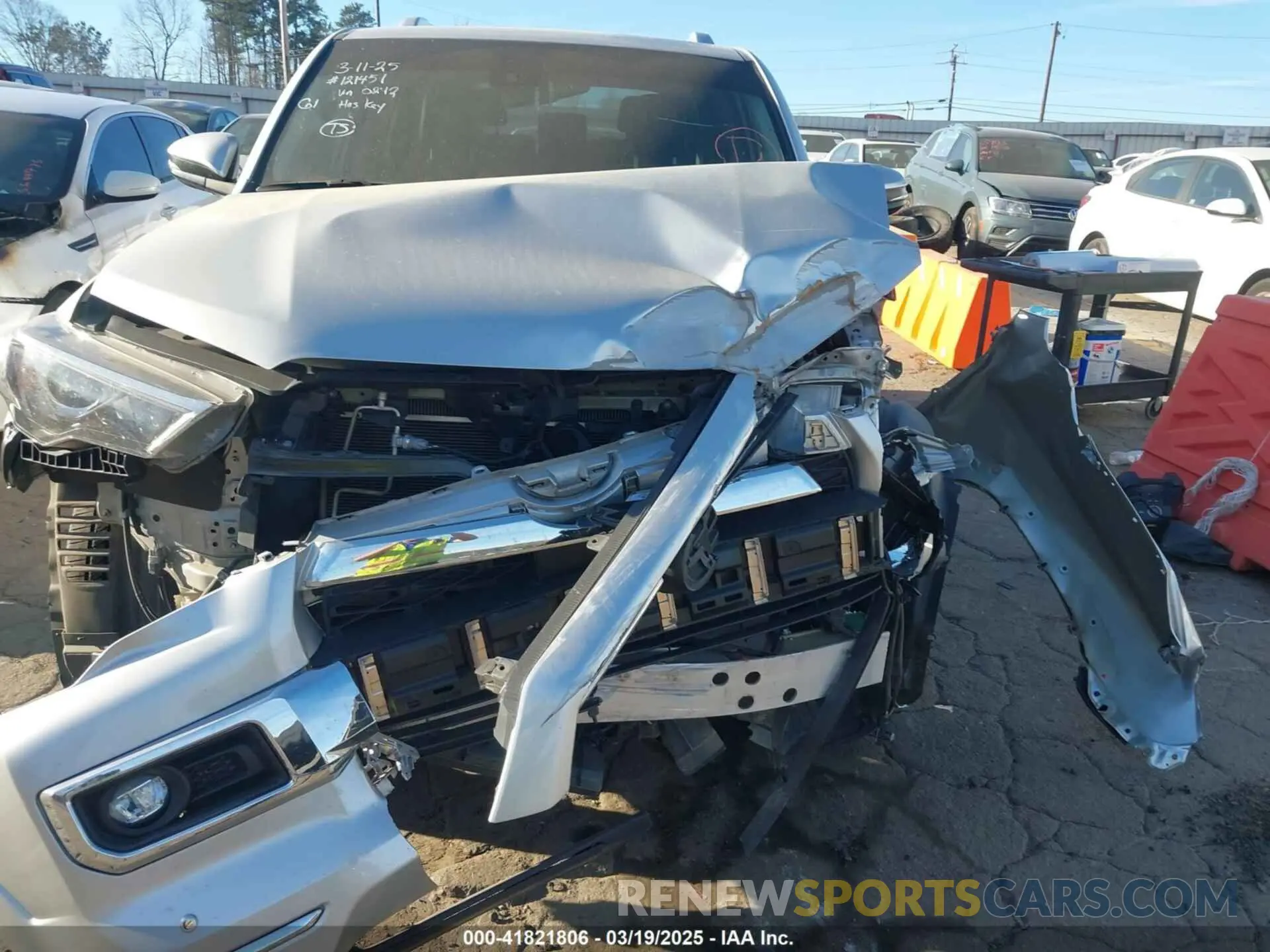 6 Photograph of a damaged car JTEDU5JR5M5250242 TOYOTA 4RUNNER 2021
