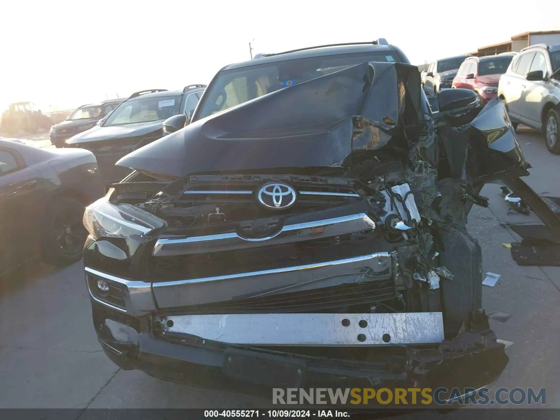 12 Photograph of a damaged car JTEDU5JR8M5249683 TOYOTA 4RUNNER 2021