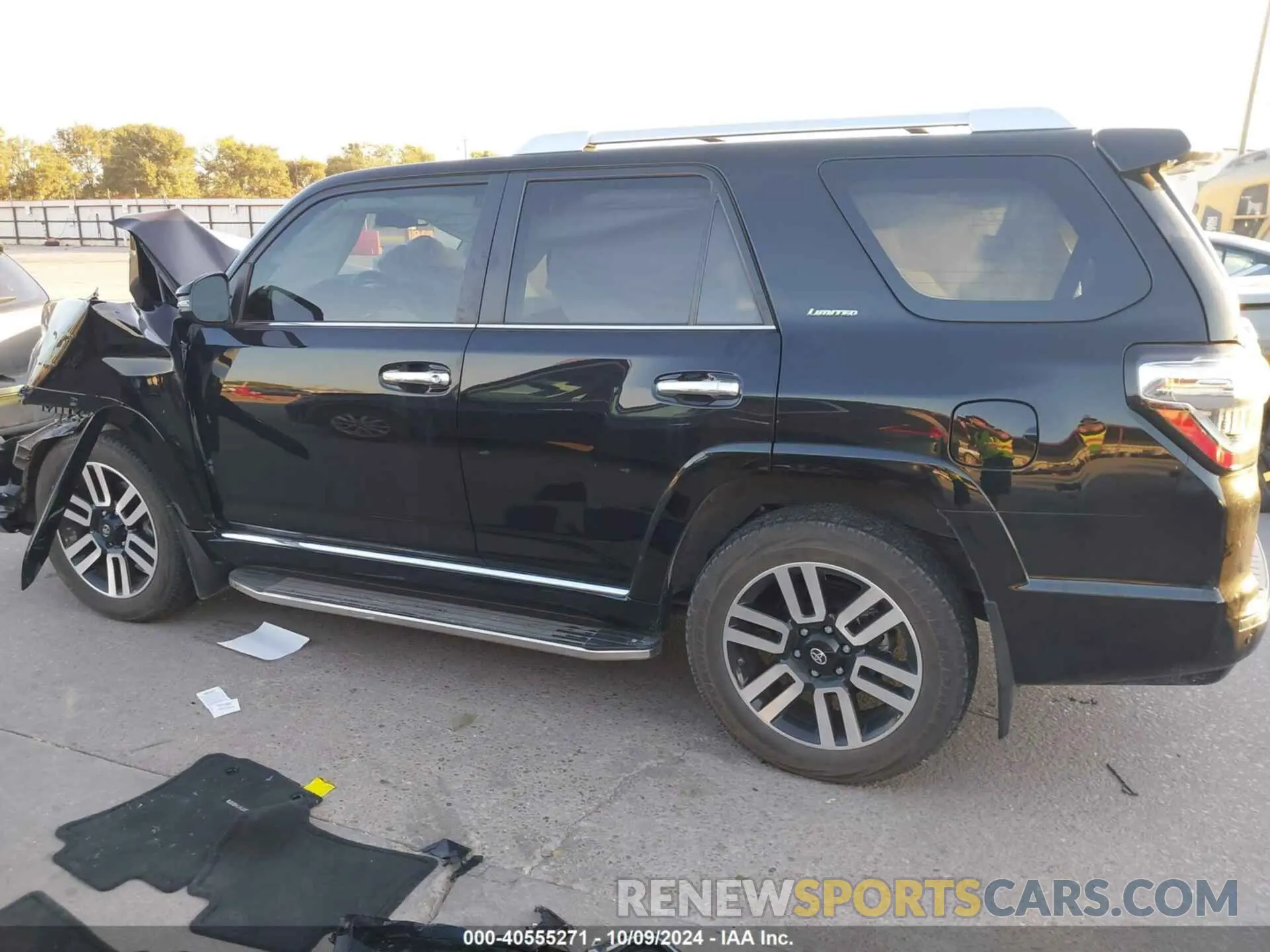 14 Photograph of a damaged car JTEDU5JR8M5249683 TOYOTA 4RUNNER 2021