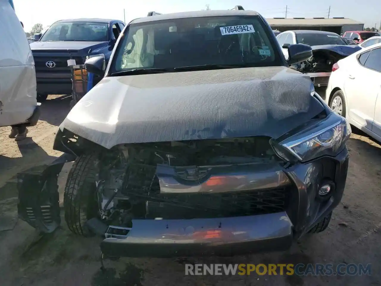 5 Photograph of a damaged car JTEEU5JR0M5236141 TOYOTA 4RUNNER 2021