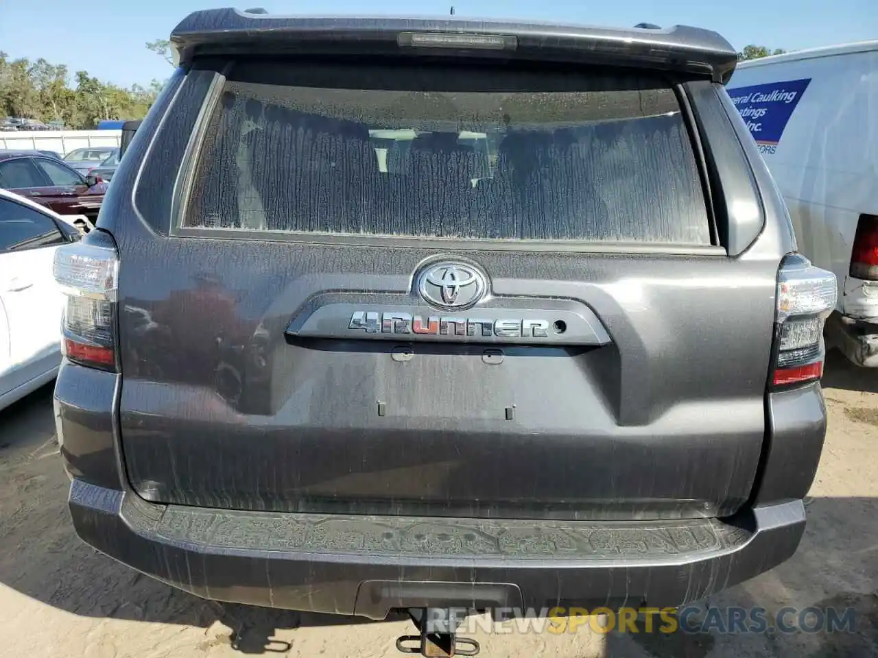 6 Photograph of a damaged car JTEEU5JR0M5236141 TOYOTA 4RUNNER 2021