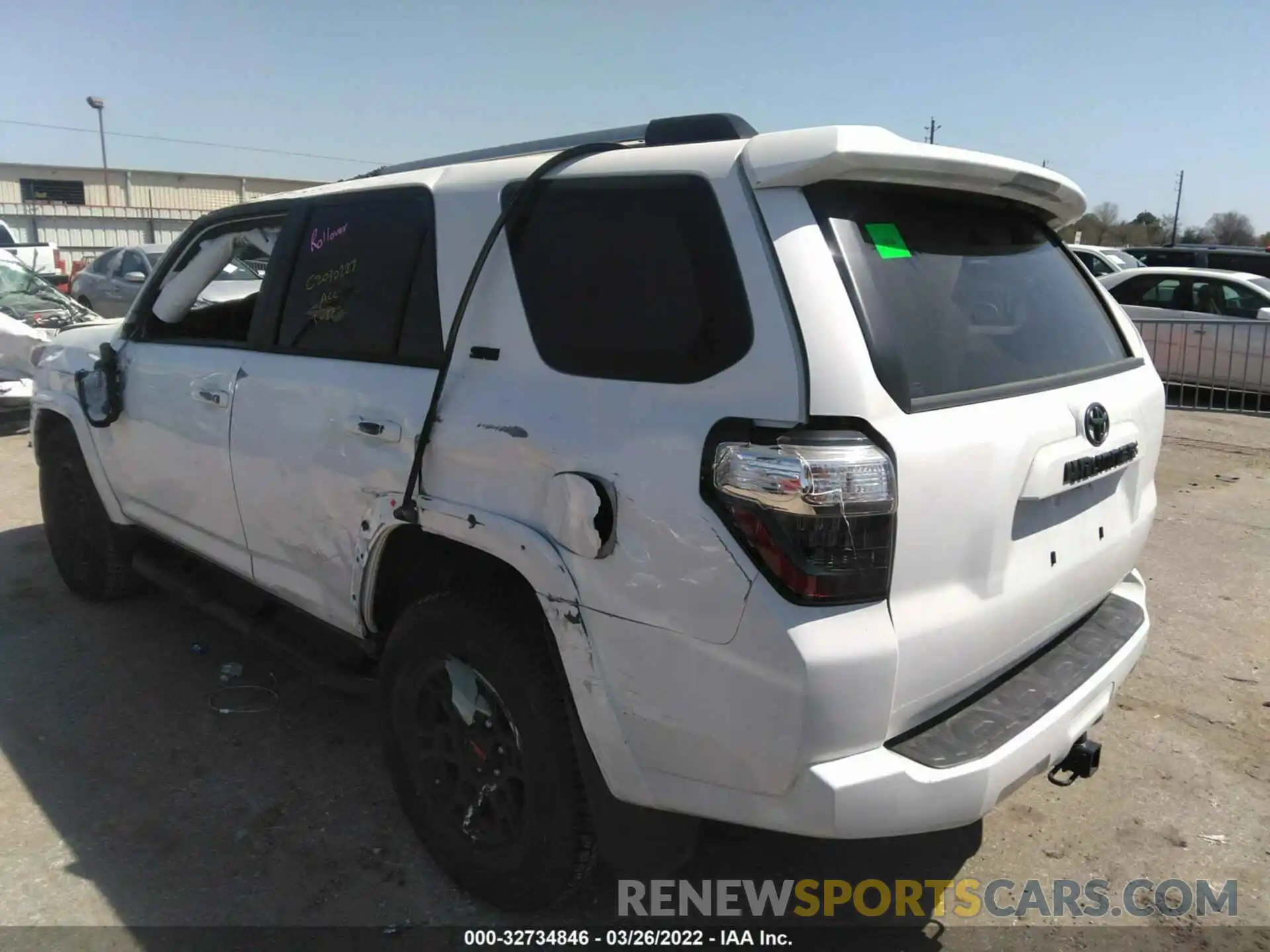 3 Photograph of a damaged car JTEEU5JR0M5245258 TOYOTA 4RUNNER 2021