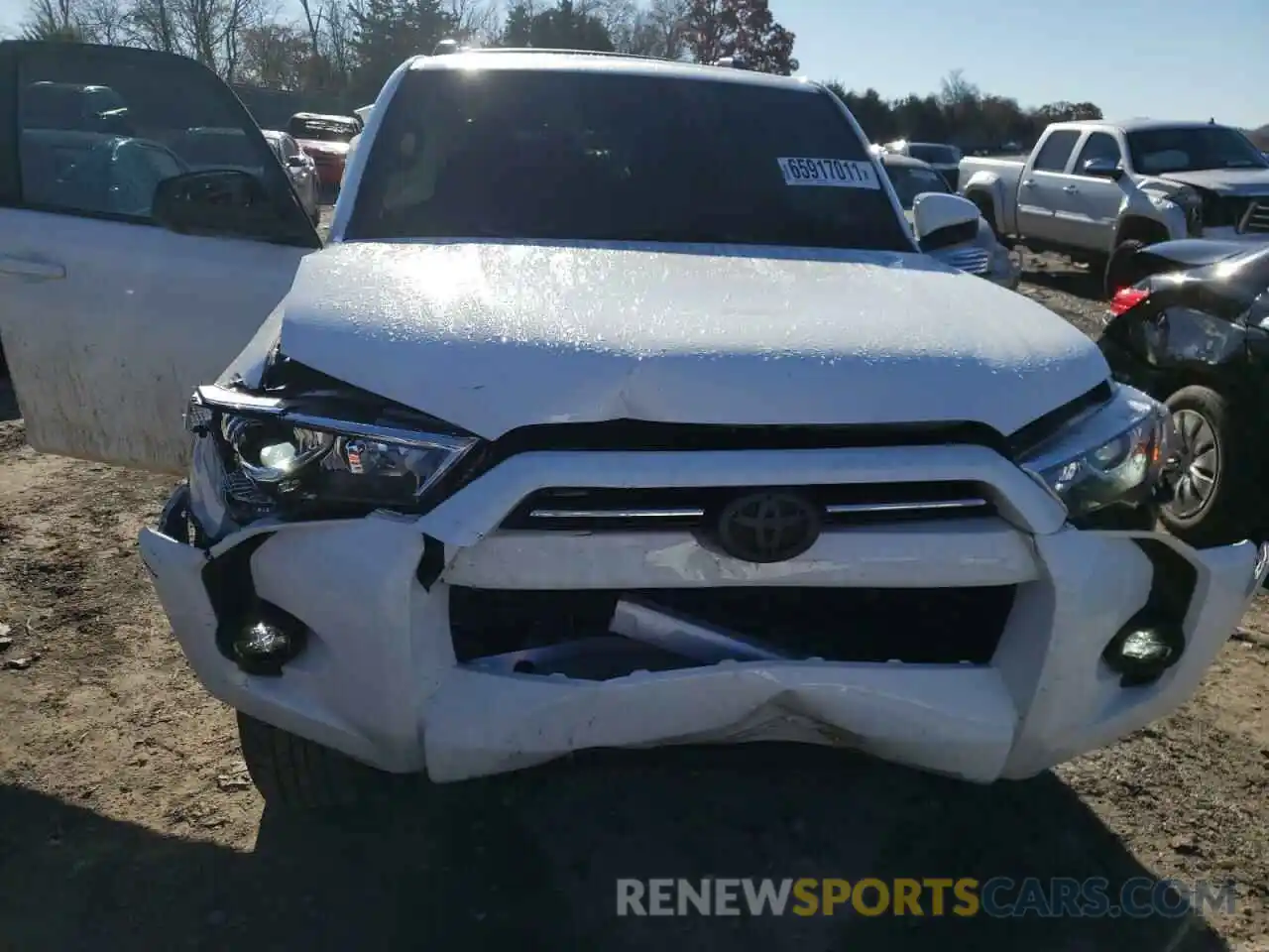 9 Photograph of a damaged car JTEEU5JR0M5245289 TOYOTA 4RUNNER 2021