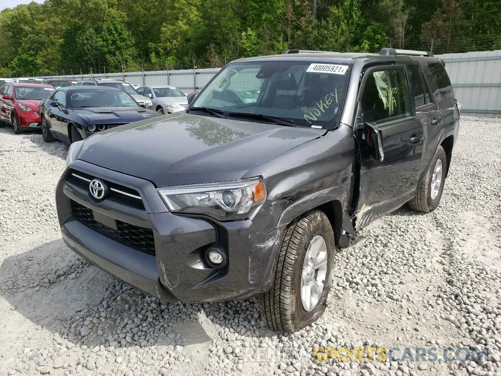 2 Photograph of a damaged car JTEEU5JR1M5230252 TOYOTA 4RUNNER 2021