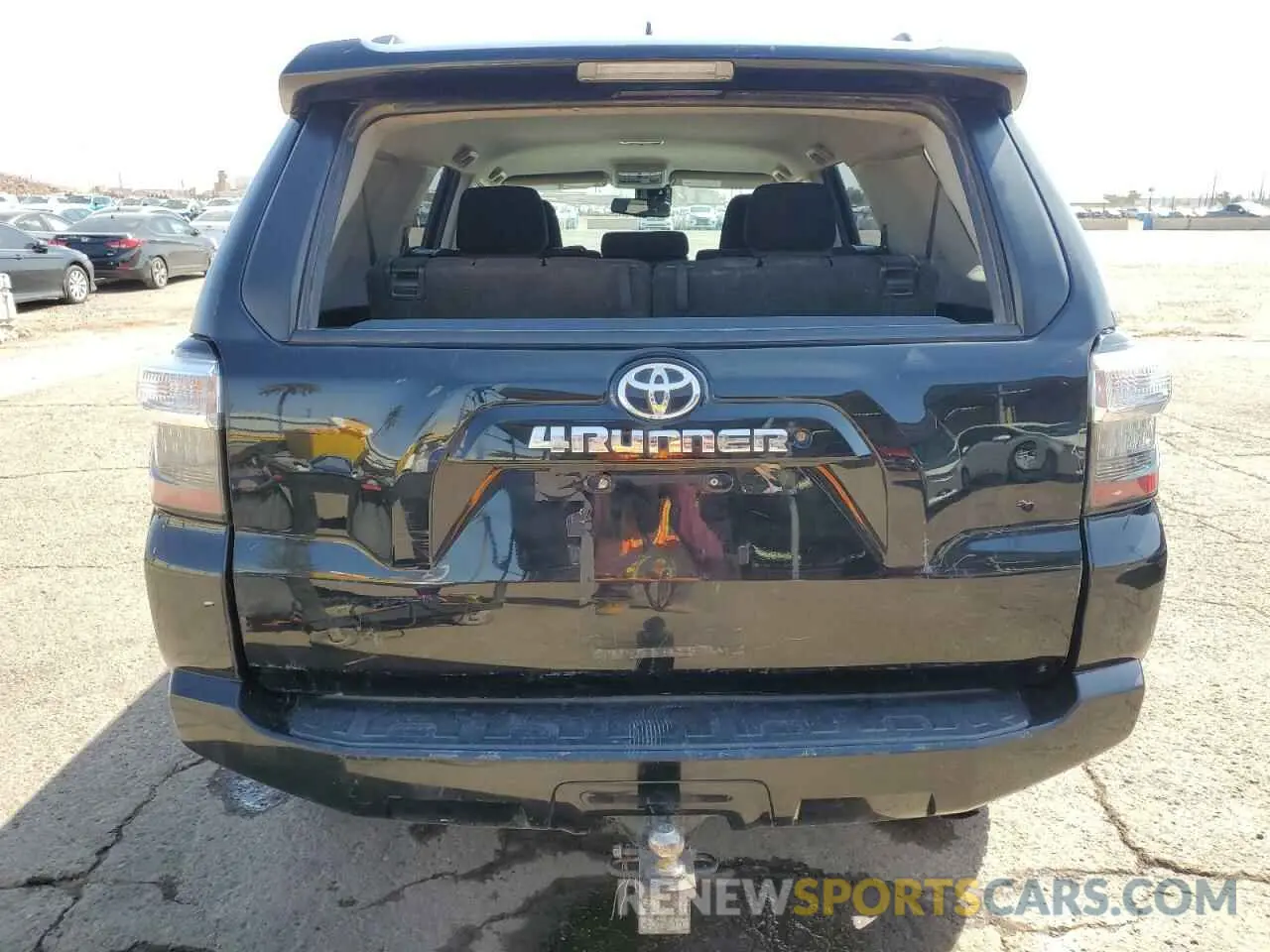 6 Photograph of a damaged car JTEEU5JR1M5234852 TOYOTA 4RUNNER 2021