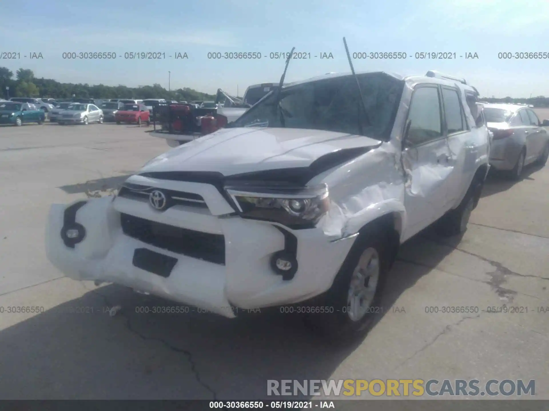 2 Photograph of a damaged car JTEEU5JR1M5236097 TOYOTA 4RUNNER 2021