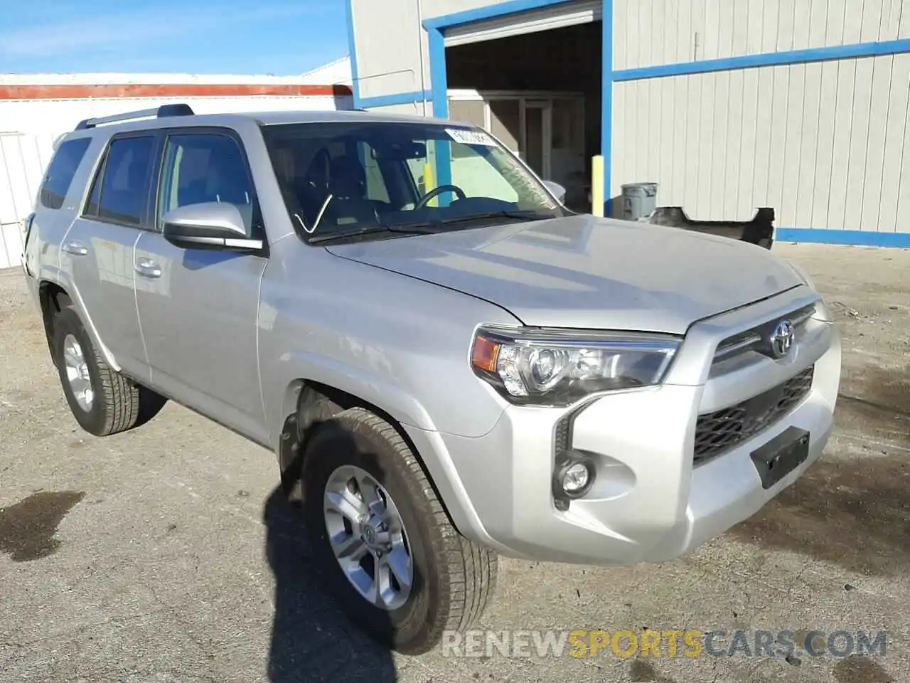 1 Photograph of a damaged car JTEEU5JR1M5238481 TOYOTA 4RUNNER 2021