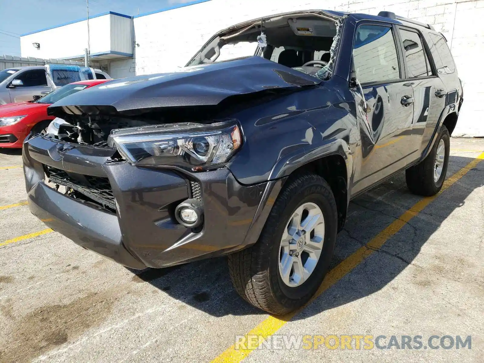 2 Photograph of a damaged car JTEEU5JR3M5233234 TOYOTA 4RUNNER 2021