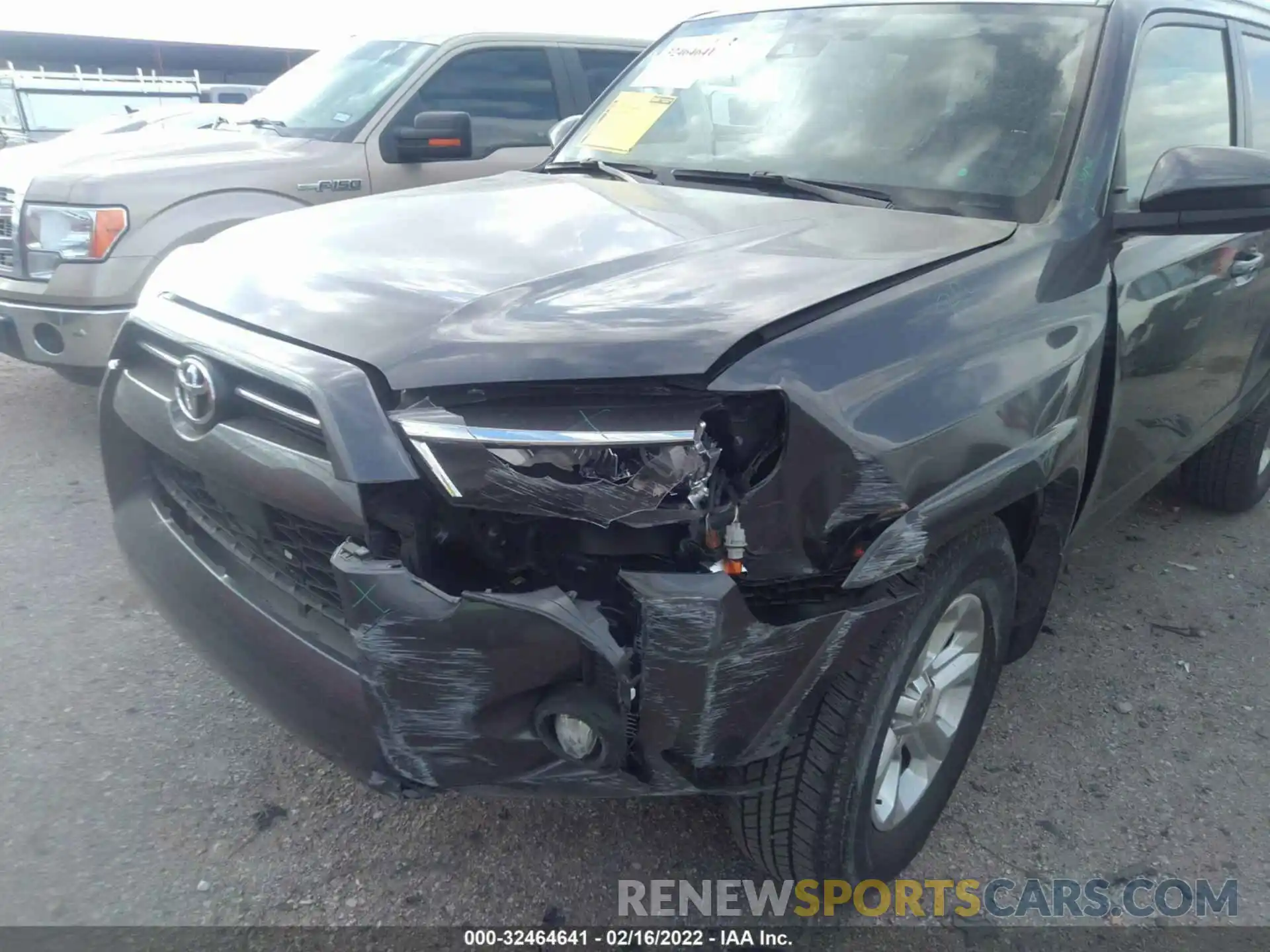 6 Photograph of a damaged car JTEEU5JR3M5233458 TOYOTA 4RUNNER 2021