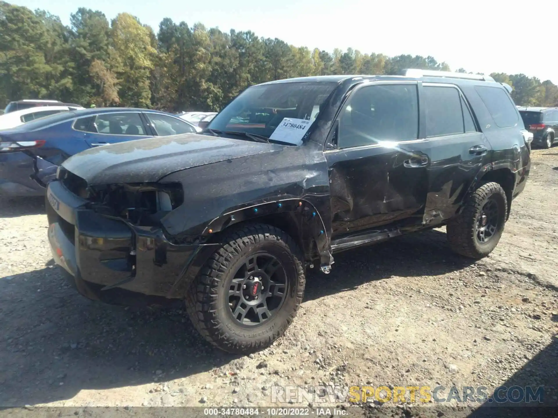 2 Photograph of a damaged car JTEEU5JR4M5228592 TOYOTA 4RUNNER 2021