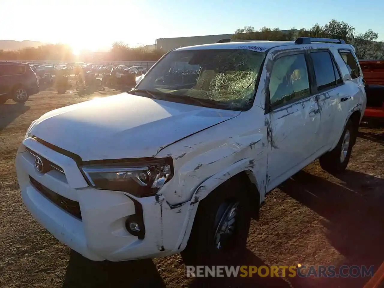 10 Photograph of a damaged car JTEEU5JR5M5230478 TOYOTA 4RUNNER 2021