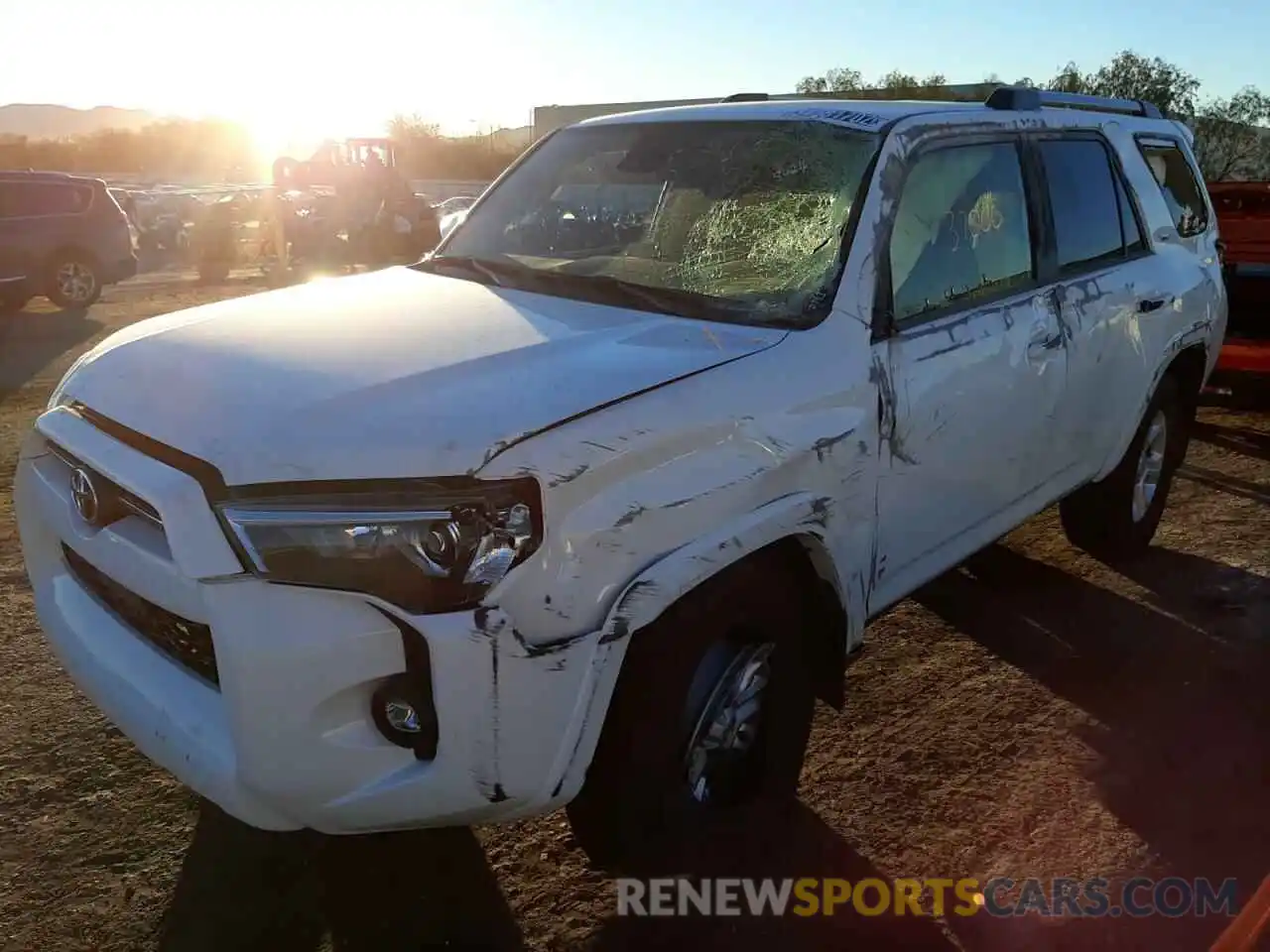 2 Photograph of a damaged car JTEEU5JR5M5230478 TOYOTA 4RUNNER 2021