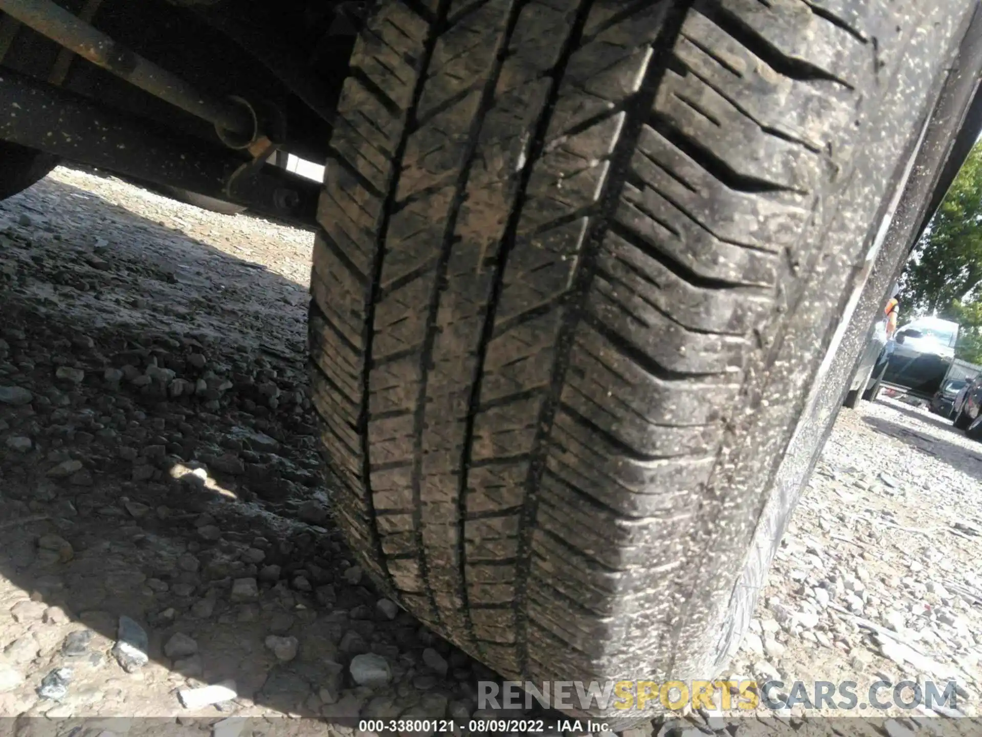 12 Photograph of a damaged car JTEEU5JR6M5233339 TOYOTA 4RUNNER 2021