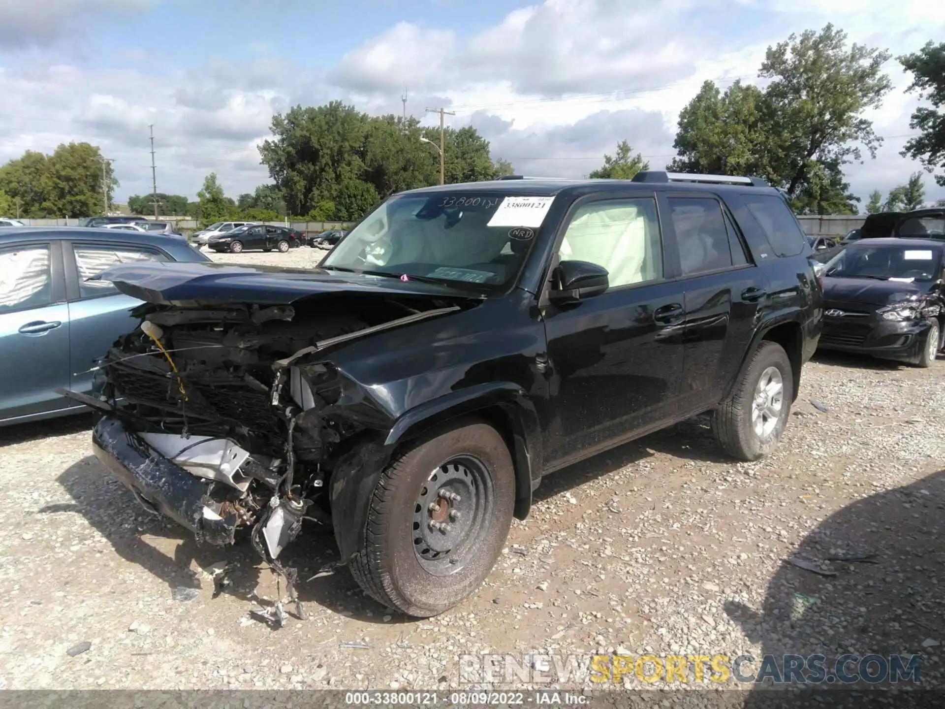 2 Photograph of a damaged car JTEEU5JR6M5233339 TOYOTA 4RUNNER 2021