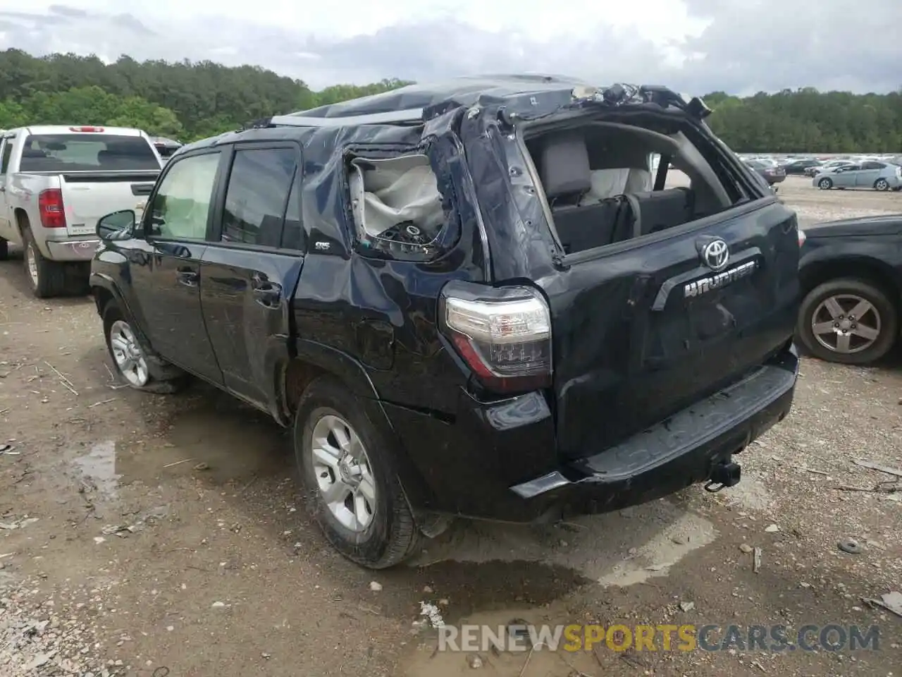 3 Photograph of a damaged car JTEEU5JR6M5242428 TOYOTA 4RUNNER 2021