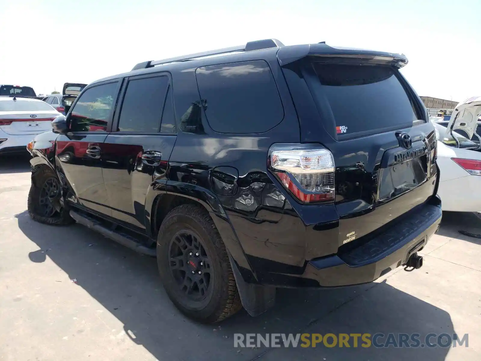 3 Photograph of a damaged car JTEEU5JR7M5237741 TOYOTA 4RUNNER 2021