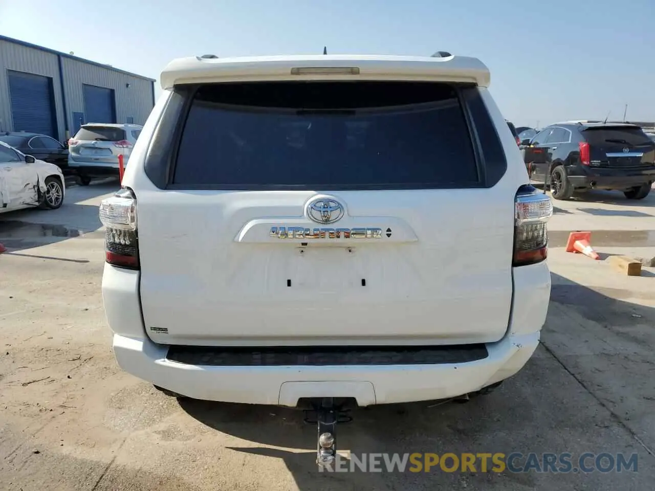 6 Photograph of a damaged car JTEEU5JR7M5243734 TOYOTA 4RUNNER 2021