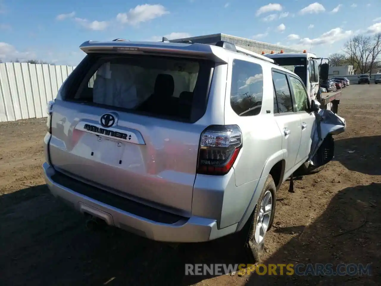 4 Photograph of a damaged car JTEEU5JR7M5246634 TOYOTA 4RUNNER 2021