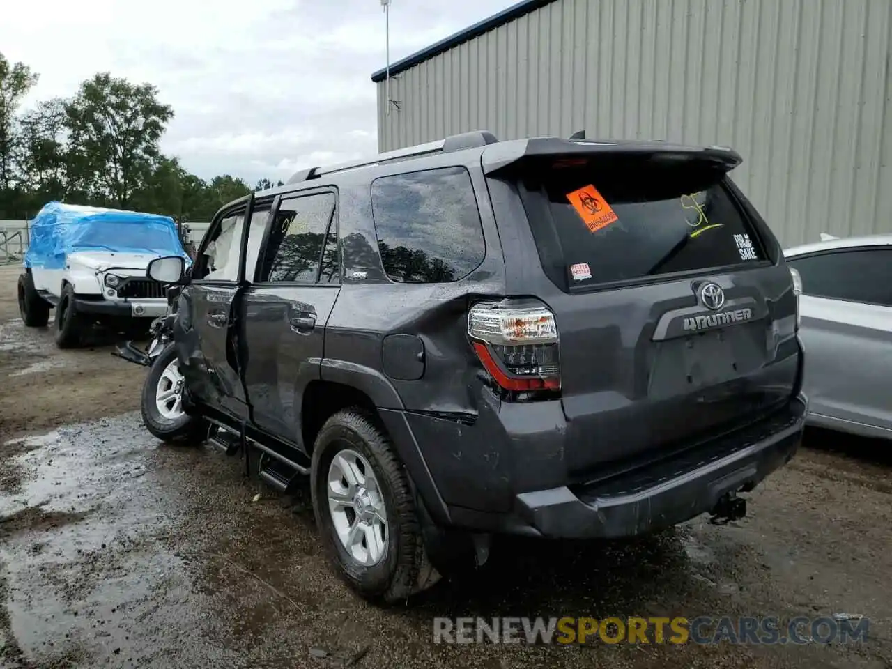 3 Photograph of a damaged car JTEEU5JR8M5241233 TOYOTA 4RUNNER 2021