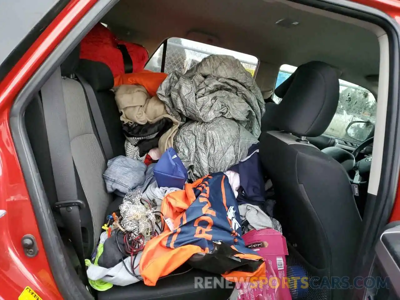 11 Photograph of a damaged car JTEEU5JR9M5229656 TOYOTA 4RUNNER 2021