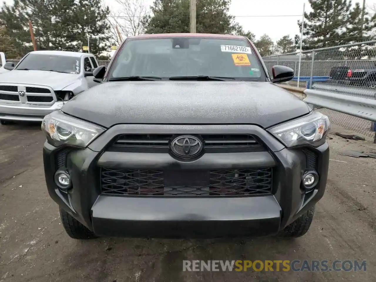 5 Photograph of a damaged car JTEEU5JR9M5229656 TOYOTA 4RUNNER 2021