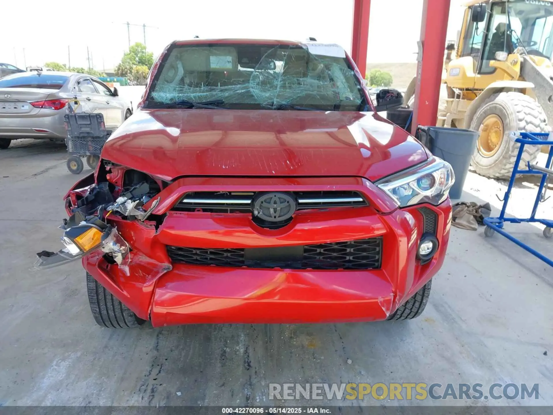 12 Photograph of a damaged car JTEEU5JR9M5232380 TOYOTA 4RUNNER 2021