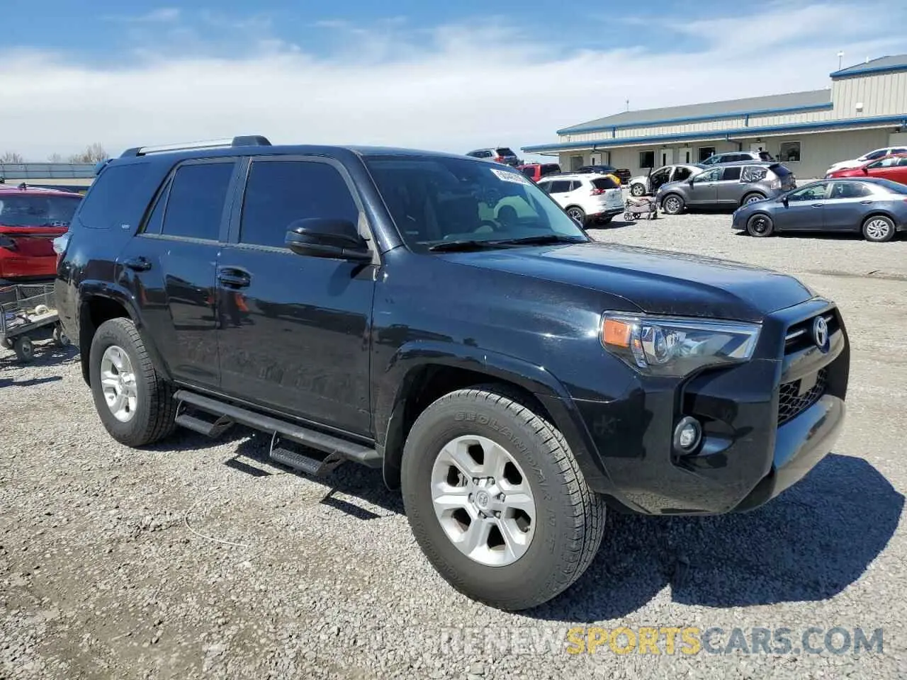 4 Photograph of a damaged car JTEEU5JR9M5233450 TOYOTA 4RUNNER 2021