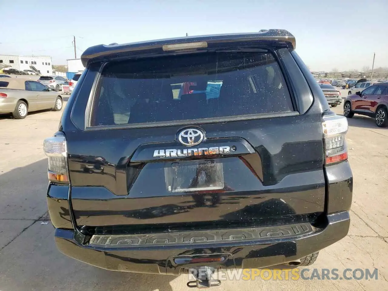 6 Photograph of a damaged car JTEEU5JR9M5236218 TOYOTA 4RUNNER 2021