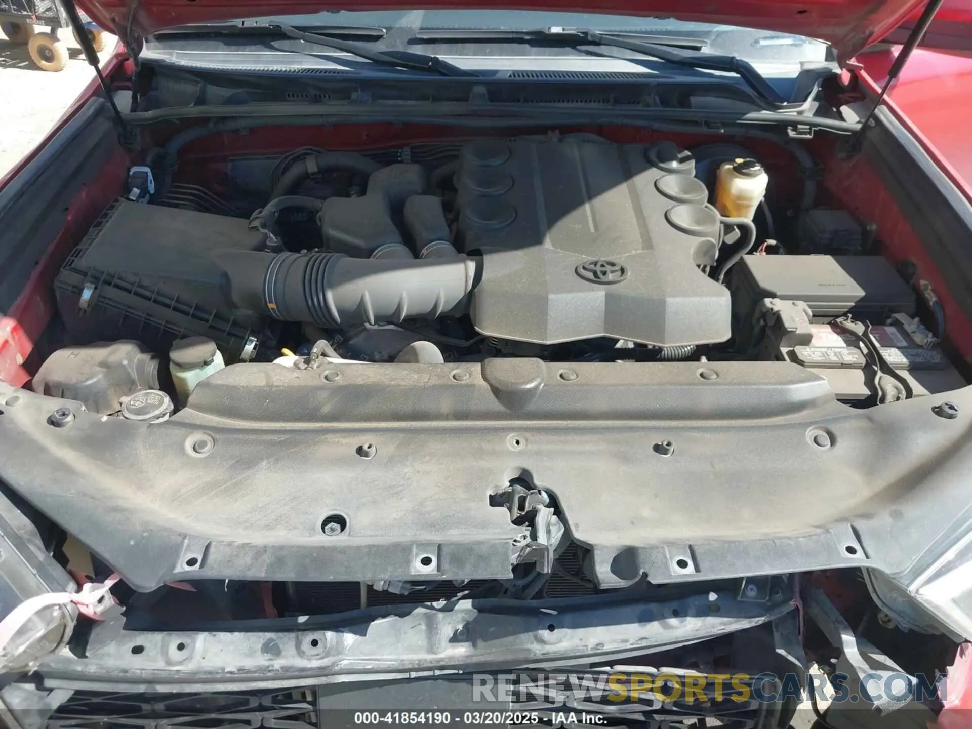 10 Photograph of a damaged car JTEEU5JR9M5236350 TOYOTA 4RUNNER 2021