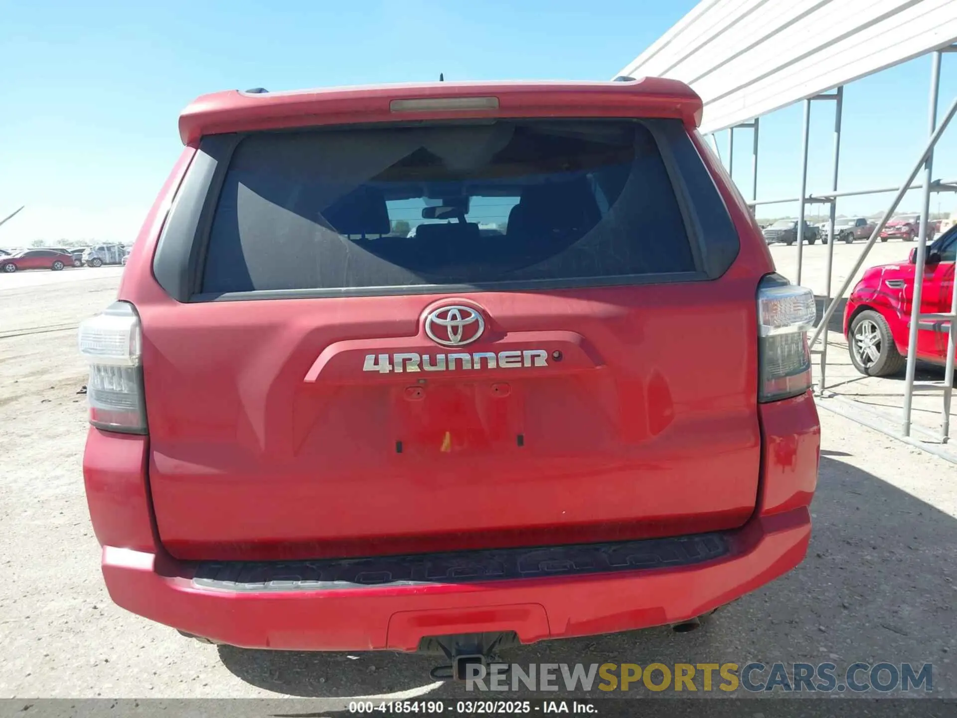 17 Photograph of a damaged car JTEEU5JR9M5236350 TOYOTA 4RUNNER 2021