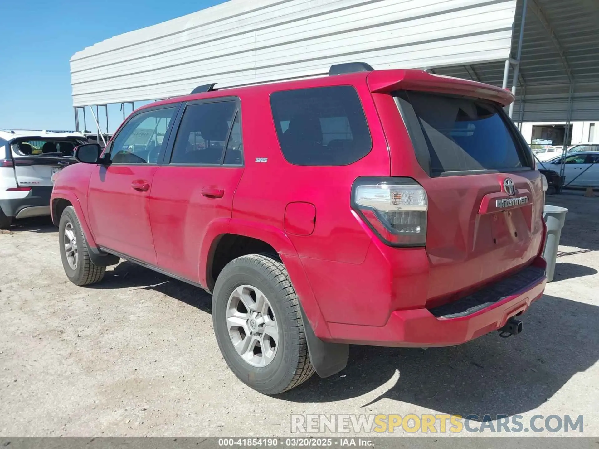 3 Photograph of a damaged car JTEEU5JR9M5236350 TOYOTA 4RUNNER 2021