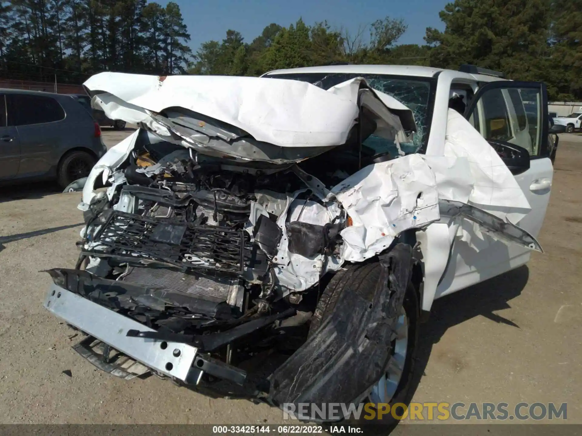 6 Photograph of a damaged car JTEEU5JR9M5240186 TOYOTA 4RUNNER 2021