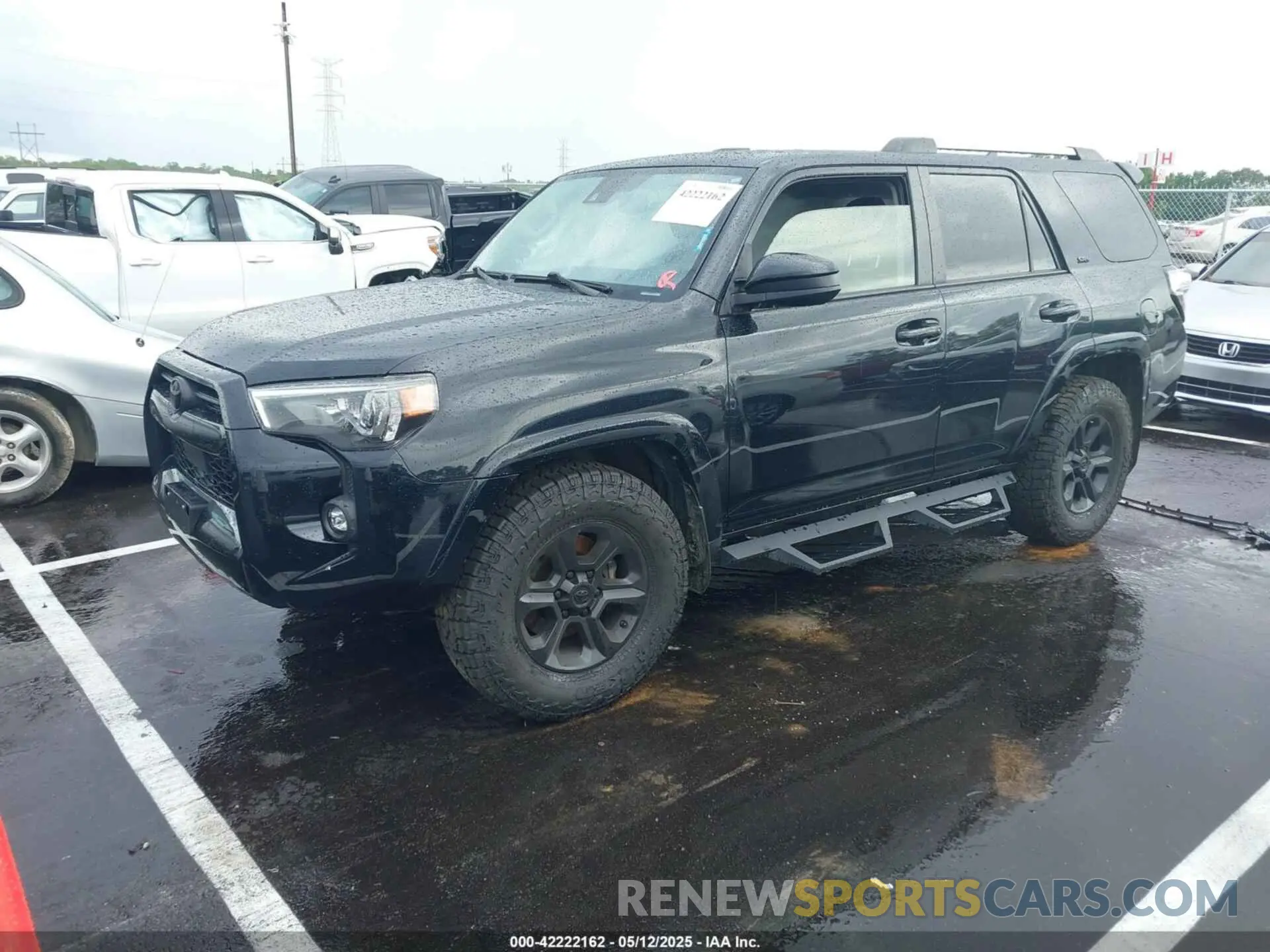 2 Photograph of a damaged car JTEEU5JRXM5239905 TOYOTA 4RUNNER 2021