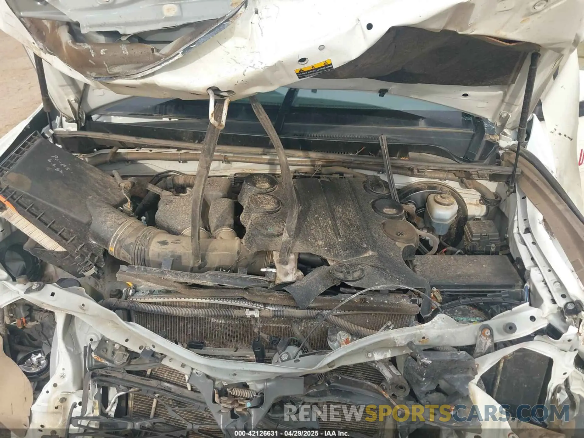 10 Photograph of a damaged car JTEFU5JR0M5231140 TOYOTA 4RUNNER 2021
