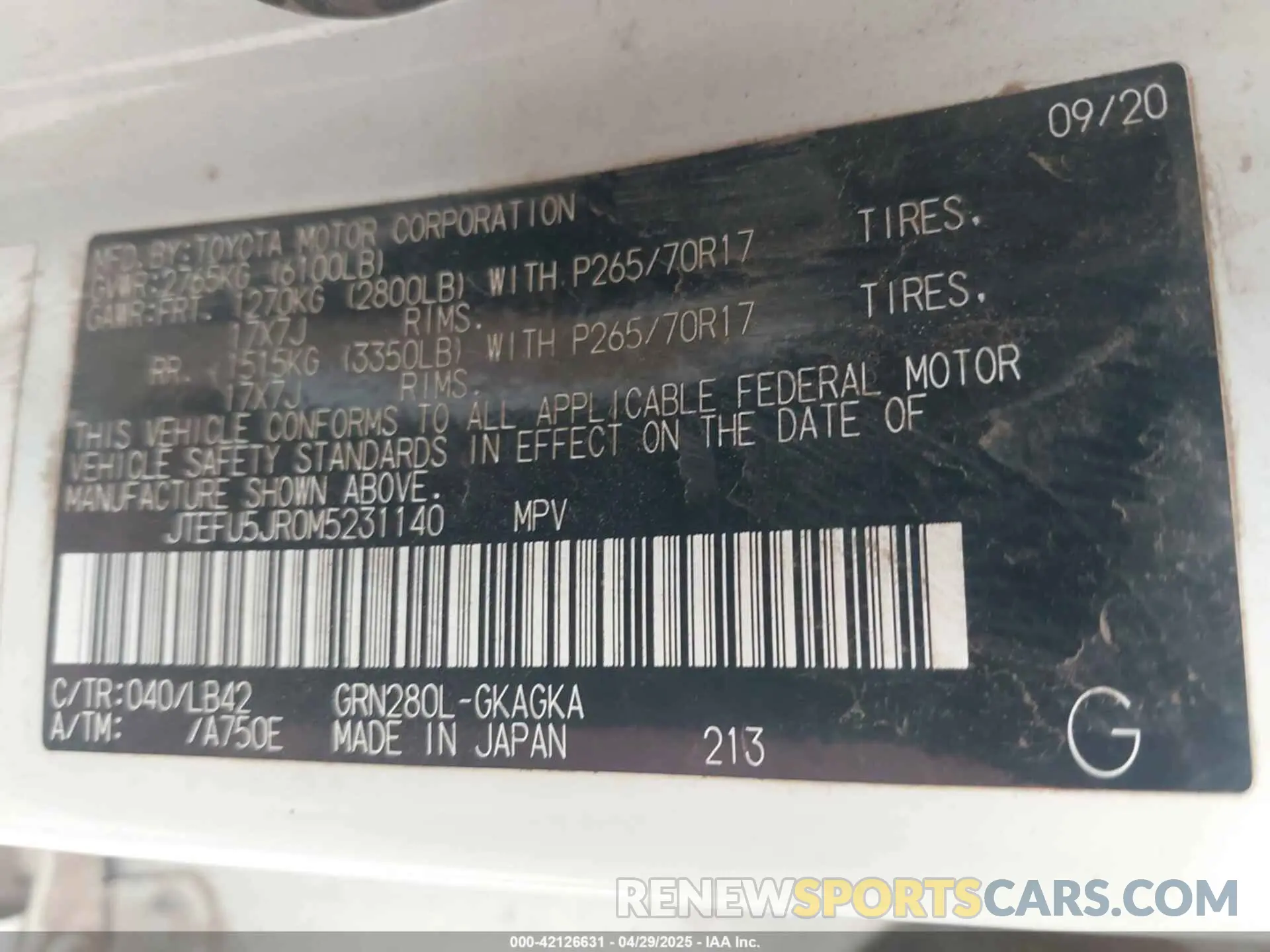 9 Photograph of a damaged car JTEFU5JR0M5231140 TOYOTA 4RUNNER 2021