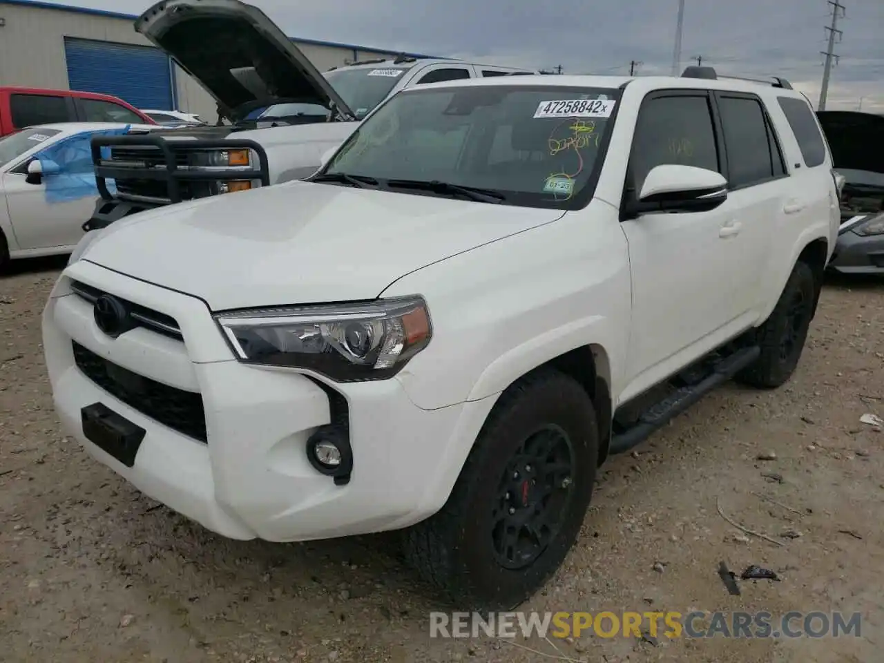 2 Photograph of a damaged car JTEFU5JR0M5233017 TOYOTA 4RUNNER 2021