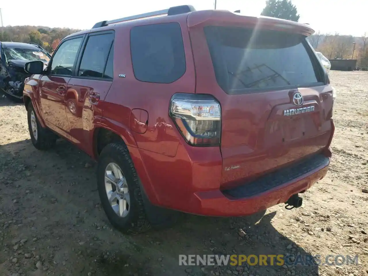 3 Photograph of a damaged car JTEFU5JR0M5237925 TOYOTA 4RUNNER 2021