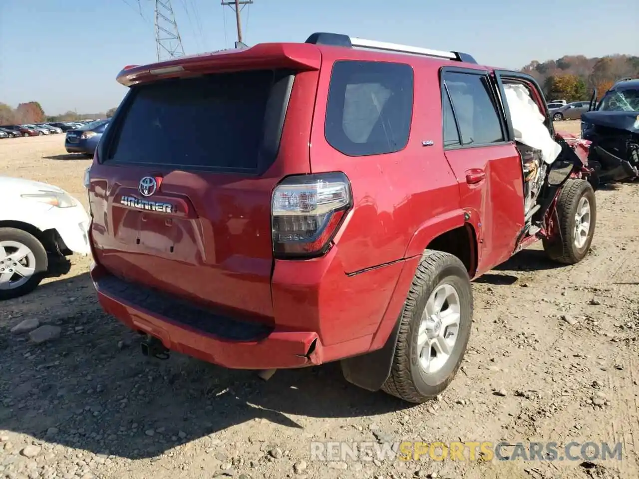 4 Photograph of a damaged car JTEFU5JR0M5237925 TOYOTA 4RUNNER 2021