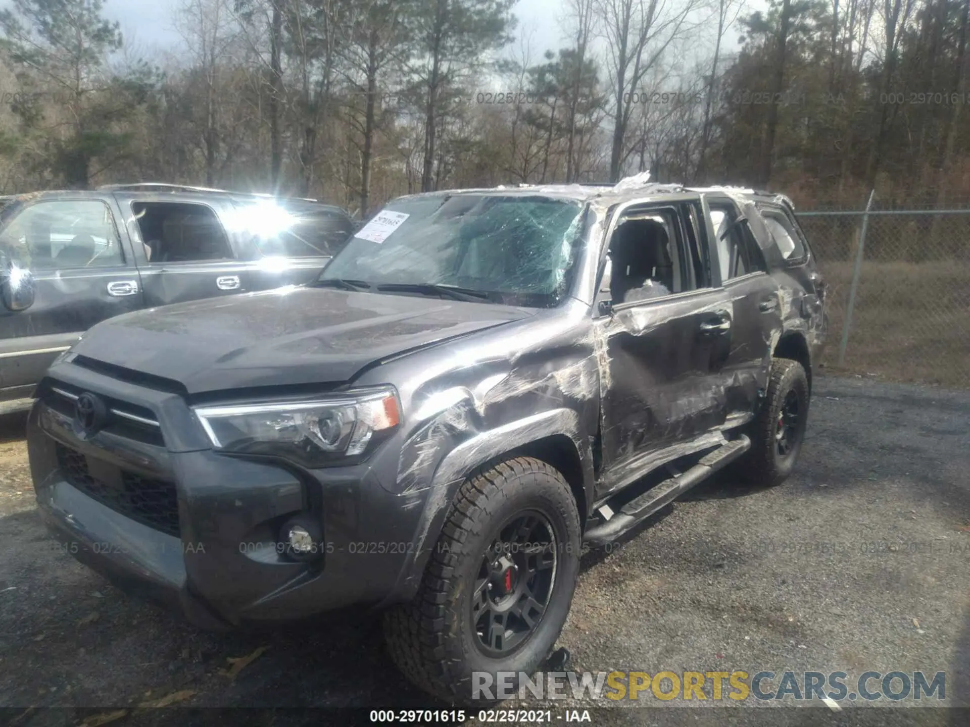 6 Photograph of a damaged car JTEFU5JR3M5235425 TOYOTA 4RUNNER 2021
