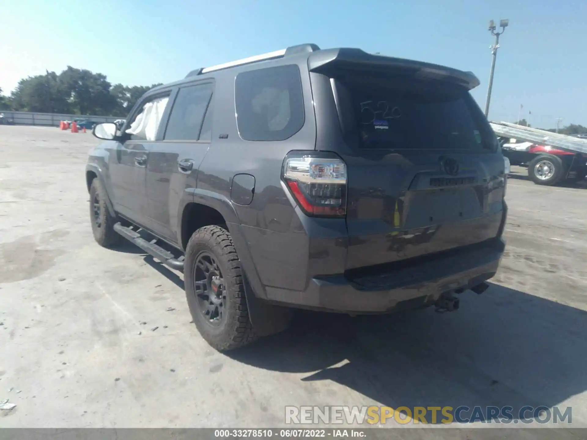 3 Photograph of a damaged car JTEFU5JR4M5244103 TOYOTA 4RUNNER 2021