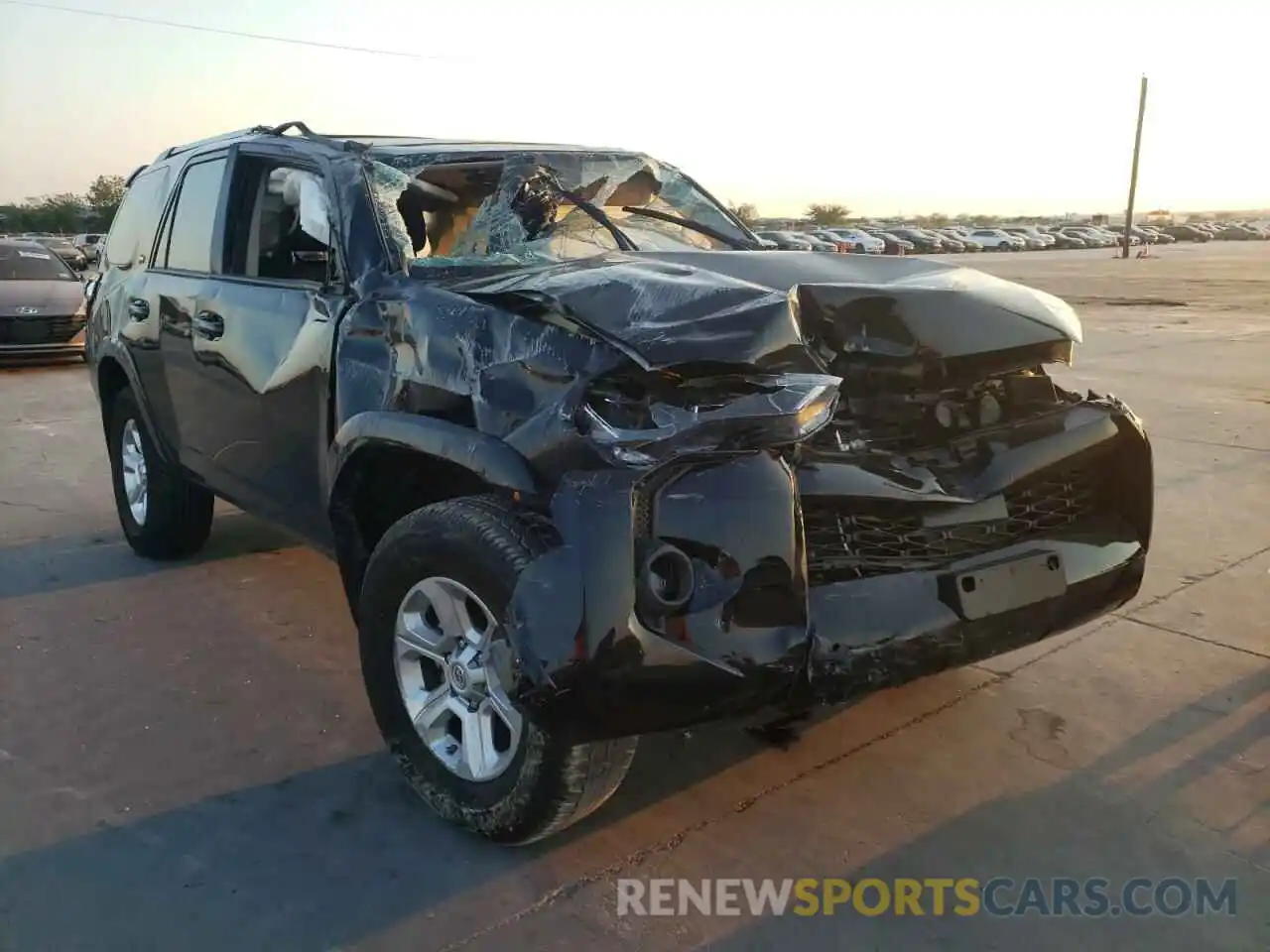 1 Photograph of a damaged car JTEFU5JR4M5249849 TOYOTA 4RUNNER 2021