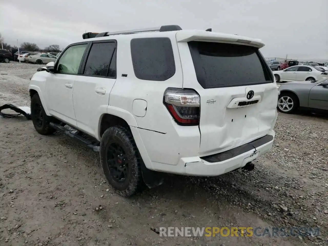 3 Photograph of a damaged car JTEFU5JR5M5243252 TOYOTA 4RUNNER 2021