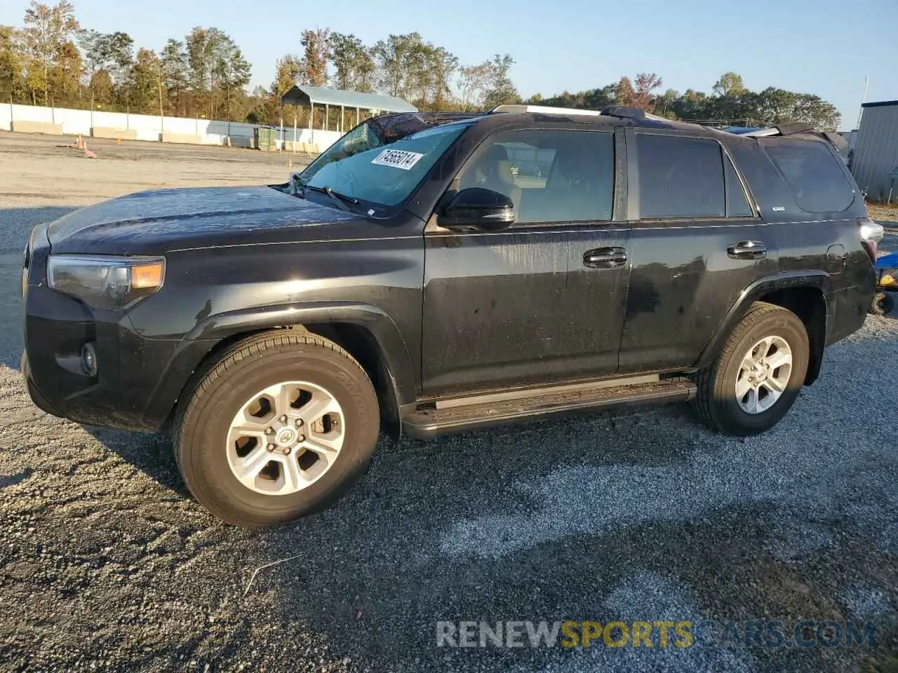 1 Photograph of a damaged car JTEFU5JR6M5228260 TOYOTA 4RUNNER 2021
