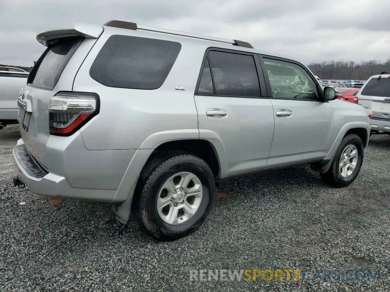 3 Photograph of a damaged car JTEFU5JR8M5229202 TOYOTA 4RUNNER 2021
