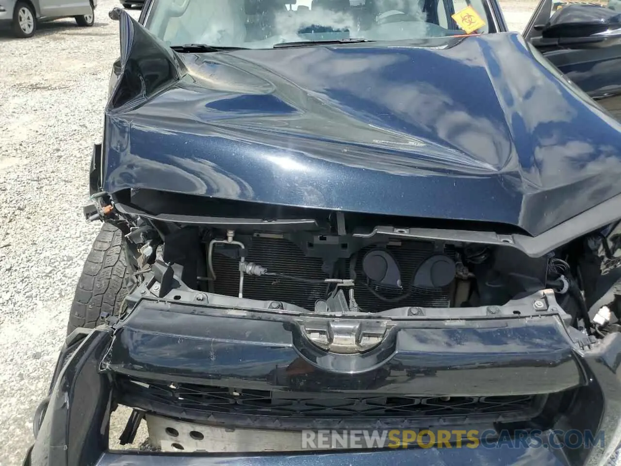 12 Photograph of a damaged car JTEFU5JR8M5241818 TOYOTA 4RUNNER 2021