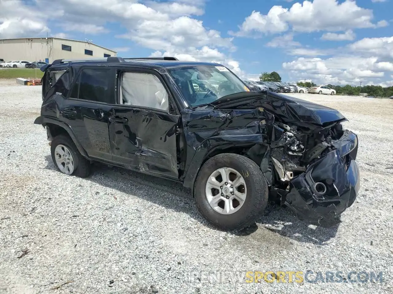 4 Photograph of a damaged car JTEFU5JR8M5241818 TOYOTA 4RUNNER 2021