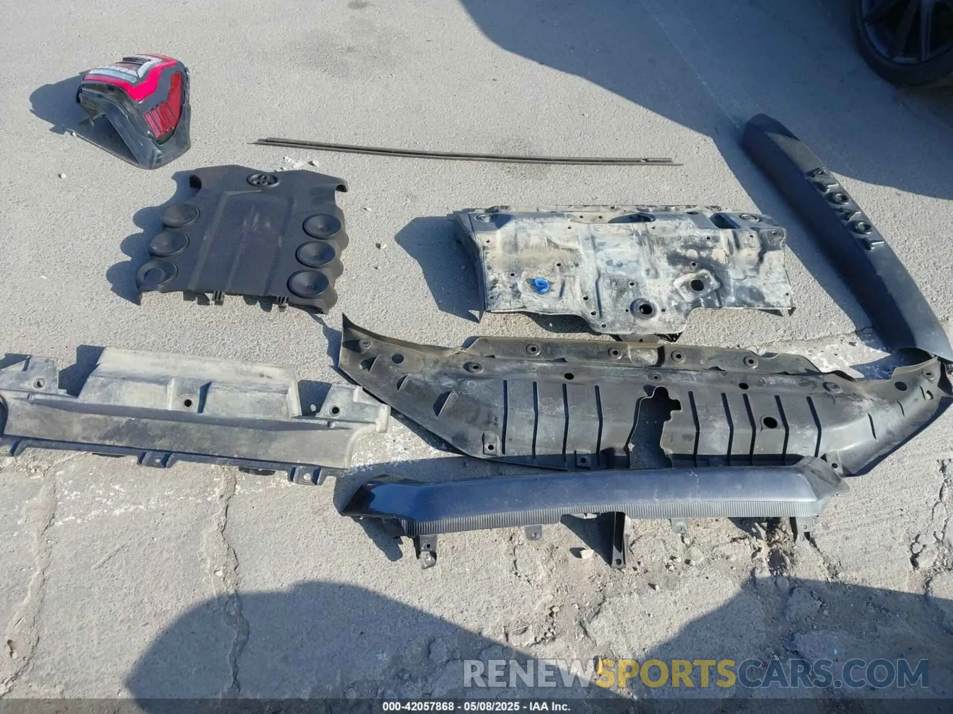 12 Photograph of a damaged car JTEHU5JR4M5894039 TOYOTA 4RUNNER 2021